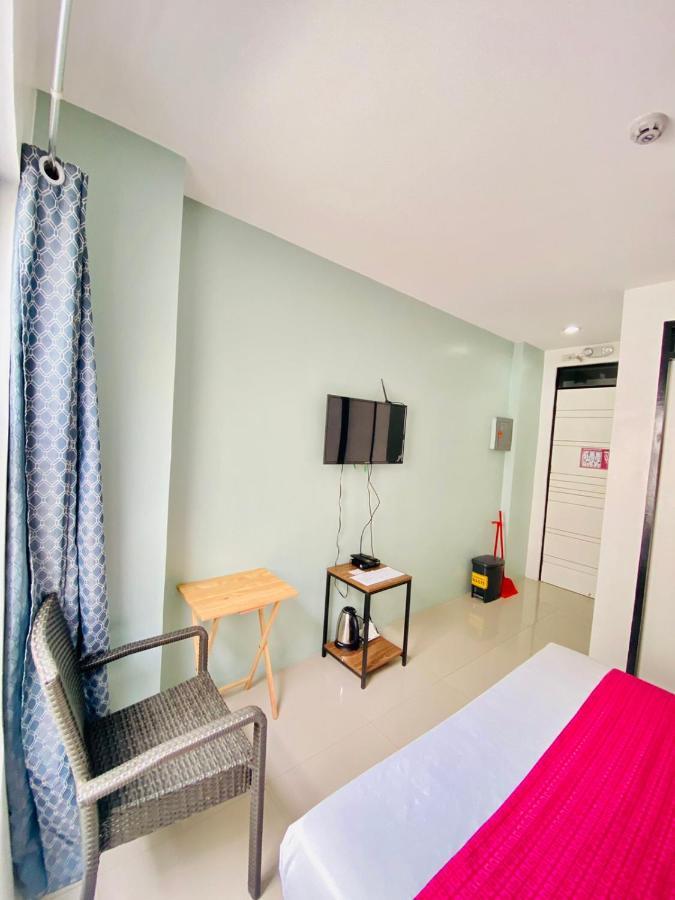Happy Homes Manila Exterior foto